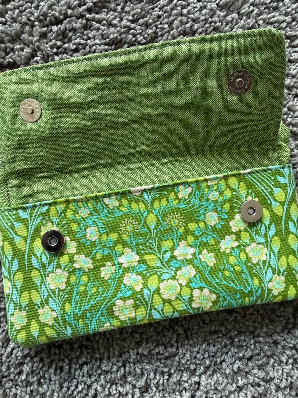 N/A stylish green